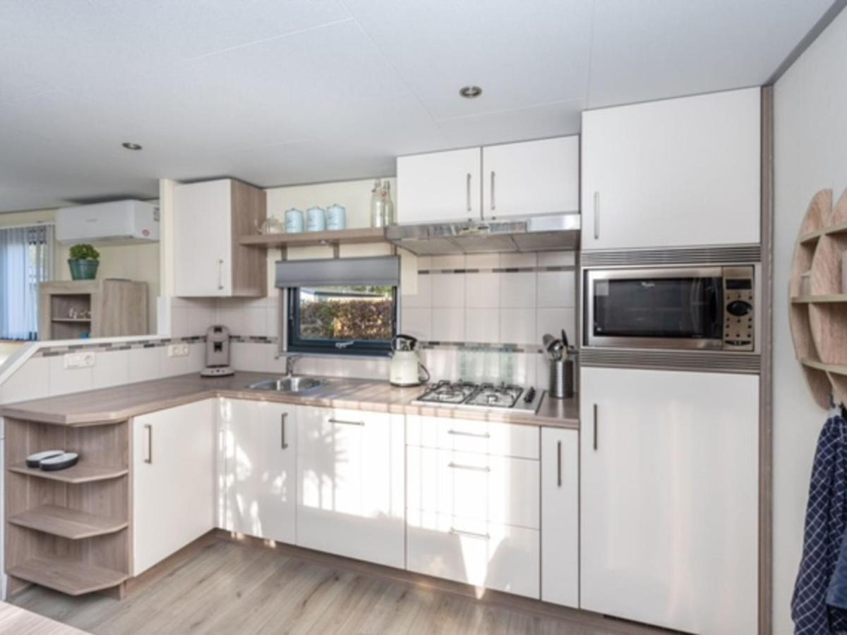 Chalet Sea Rocks With View And Garden Goedereede Exterior foto