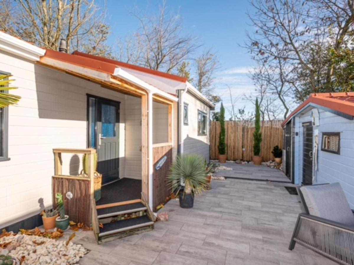 Chalet Sea Rocks With View And Garden Goedereede Exterior foto